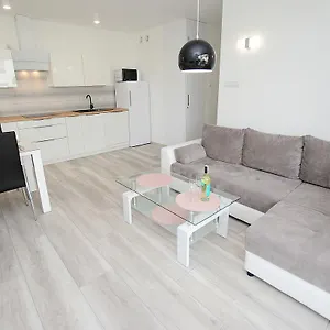 https://apartament-magnolia.kolobrzeghotels.com
