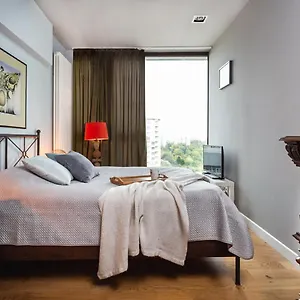 https://apartament-triton-park.warsawhotelspoland.com